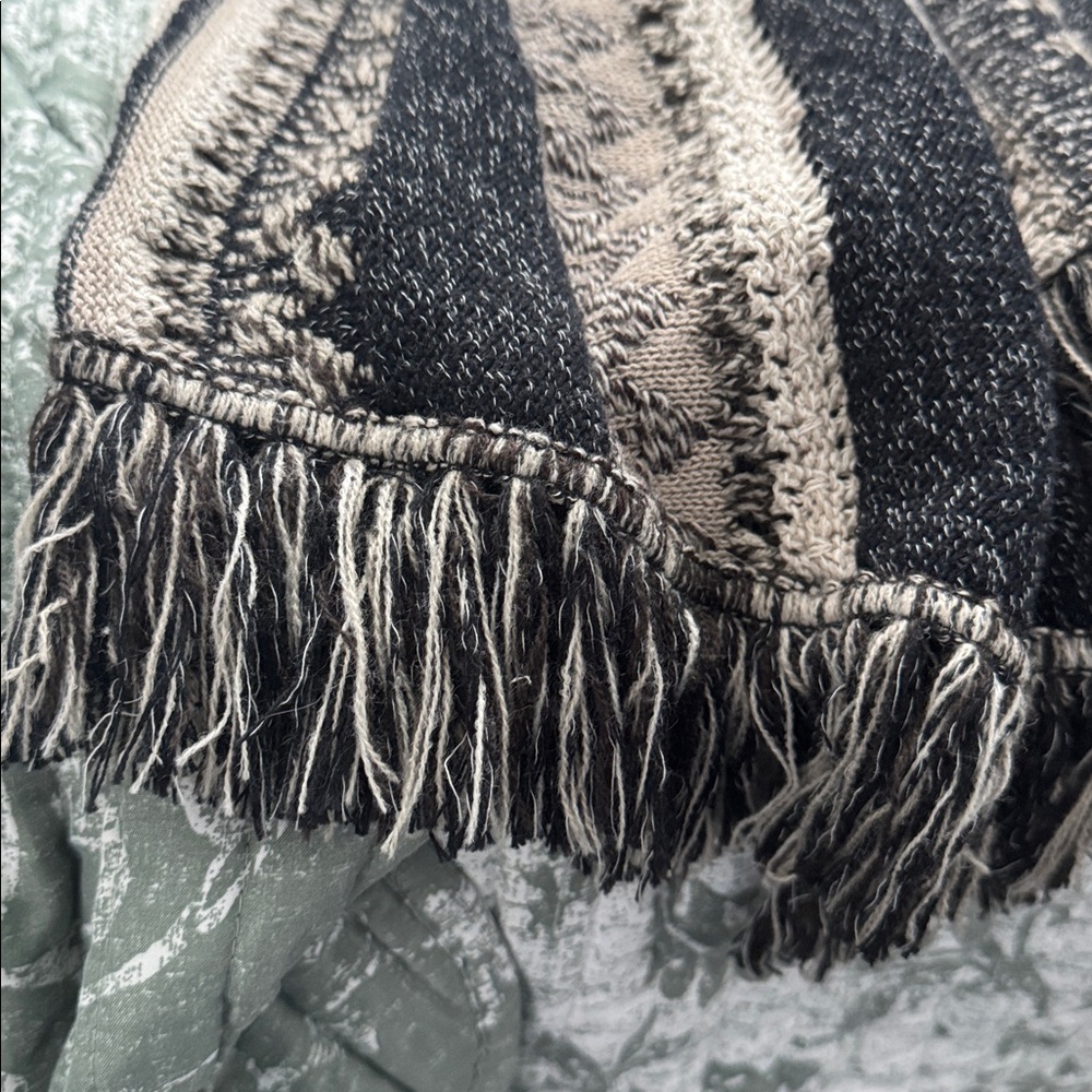 Style & Co. Black and Cream Fringe Cardigan - Picture 4 of 5